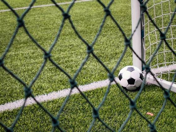 弃将陈达毅率16万人口小国进世界杯，零薪求战国足遭拒